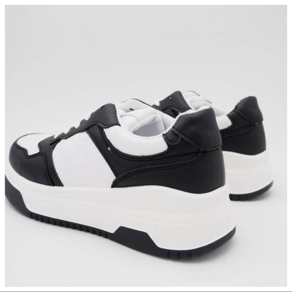 From Paris France! Most Hottest  Trend Black/White Stylish Wedged Sneakers - Picture 5 of 5